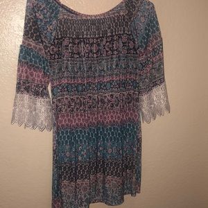 West loop off the shoulder shirt